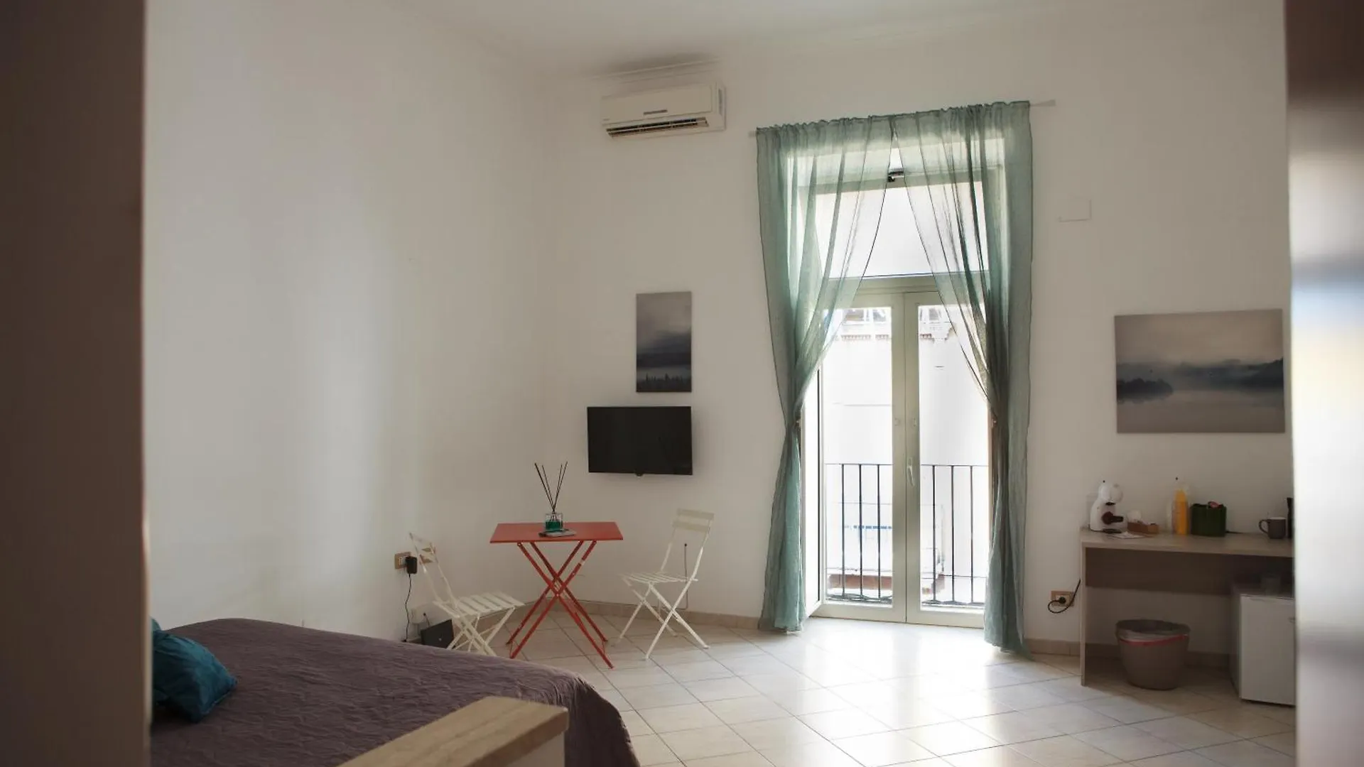 Giordano Room Portici